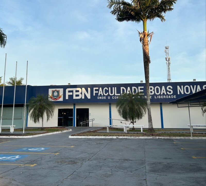 Fachada da Faculdade Boas Novas (Foto: Divulgação) Seminário reúne jornalistas para discutir comunicação no AM
