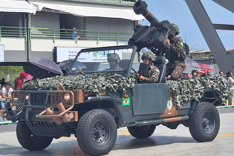 Desfile cívico-militar em comemoração ao Dia da Independência do Brasil. (Foto: Josemar Antunes) 7 de Setembro leva tropas e blindados ao Sambódromo