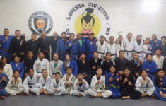 Bibiano Fernandes ministra seminário de Jiu-Jítsu e compartilha experiências com atletas no Coroado