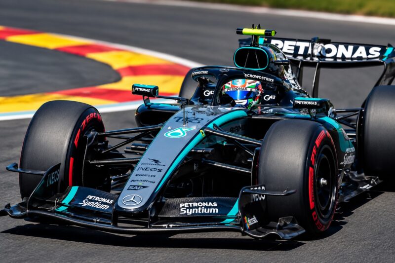 Norris conquista pole no GP espanhol; Bortoleto larga em 12º