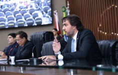 Deputado Thiago Abrahim propõe ampliar acesso ao diagnóstico precoce do autismo no interior do AM