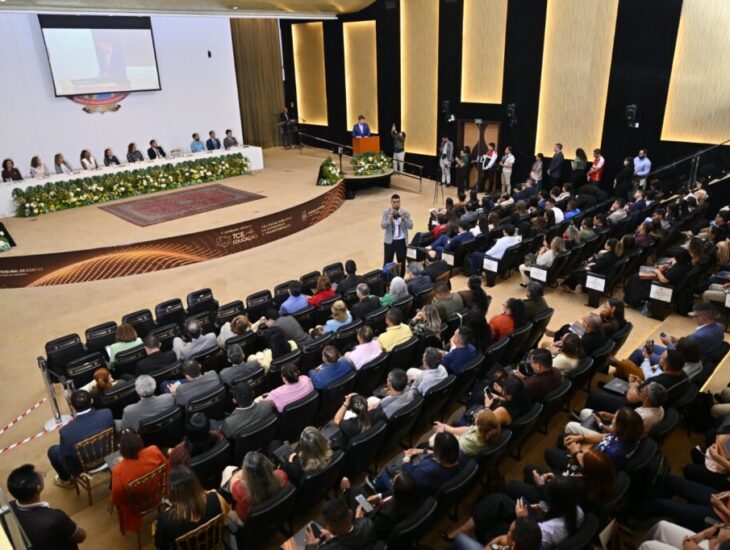 TCE-AM reúne municípios em jornada técnica pela educação