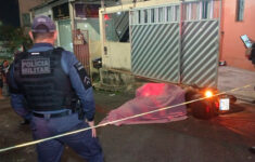 Local de homicídio foi isolado pela polícia. (Foto: Divulgação)