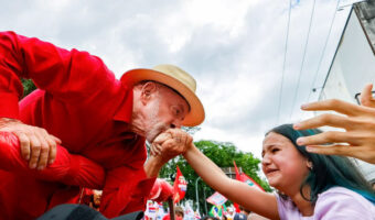 Em Juiz de Fora (MG), Lula defendeu os direitos trabalhistas. (Foto: Ricardo Stuckert)