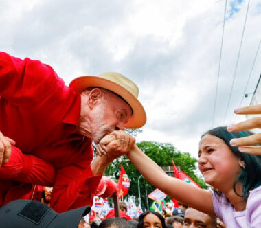 Em Juiz de Fora (MG), Lula defendeu os direitos trabalhistas. (Foto: Ricardo Stuckert)