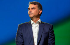 Flávio Bolsonaro deia o Brasil após derrota nas eleições 2026. (Foto: Divulgação)