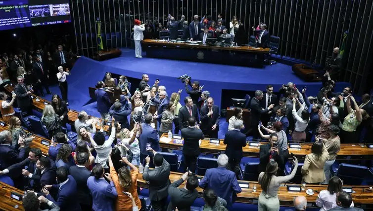 Sessão do Senado que votou o fim da escala 6X1. (Foto: Lula Marques/Agência Brasil)